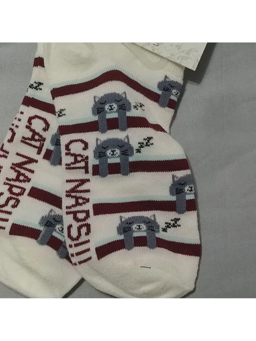 NWT Xhilaration Cat No Show Socks